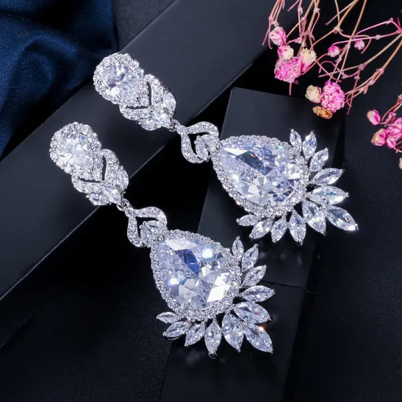 CANDICE Gorgeous Natural Red Green Zirconia Setting Silver Plated Big Teardrop Dangle Earrings for Women Party Dress Accessories