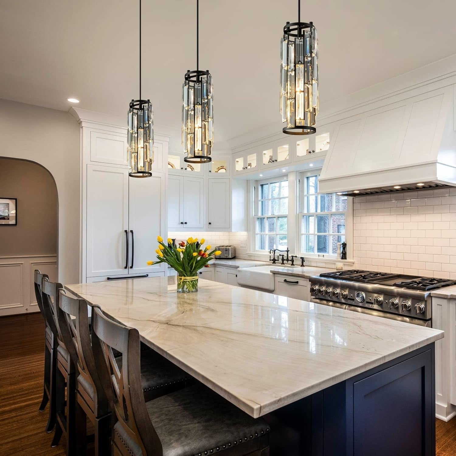 Black Pendant Lights Kitchen Island Modern Pendant Light, Crystal Pendant Light Fixture Mini Pendant Light, Pendant Lighting for Kitchen Island Bedroom (Black 1-Pack)